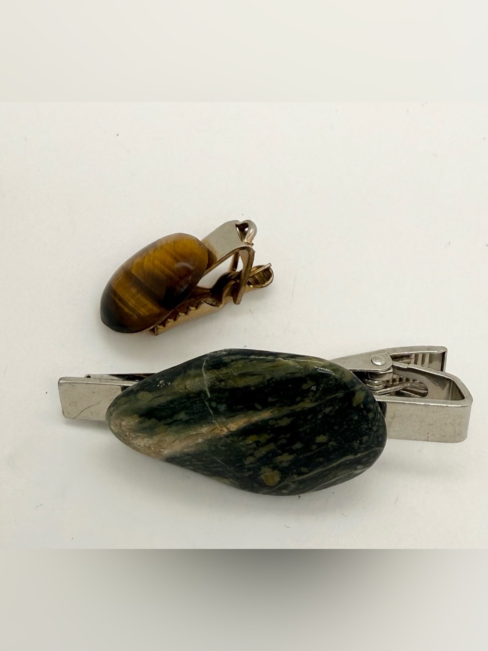 2 Natural Stone Crystal Metal Tie Clip Lapel Pin Tiger Eye Western Rodeo